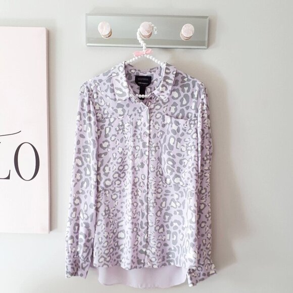 EUC Danier purple animal print statement back button up blouse, M - Picture 9 of 12
